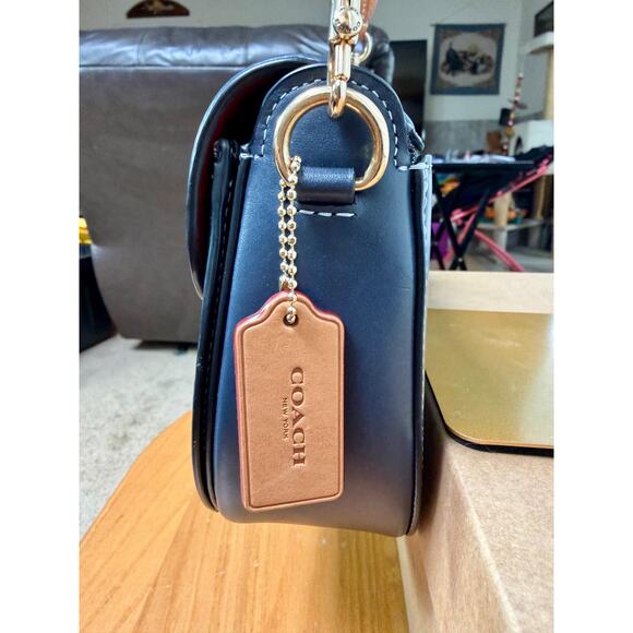 NWOT Coach Signature Denim Shay Saddle Bag Navy Leather Horse & Carriage – Small - Picture 5 of 11